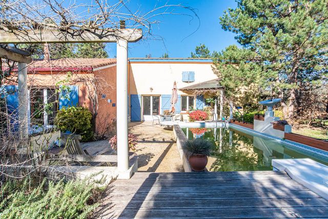 Maison de 147 m² à Bessens, photo 2